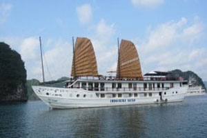 Tour du thuyền Indochina Sails 2 ngày 1 đêm